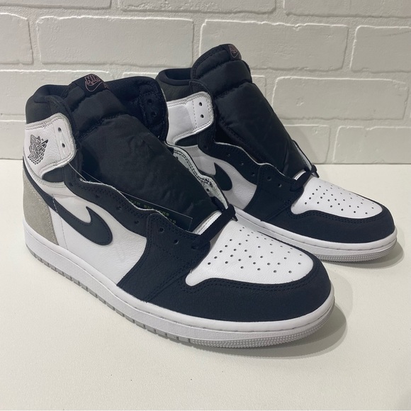 Jordan Other - NEW - Air Jordan 1 Retro High OG 'Stage Haze' 555088-108 - Size 10